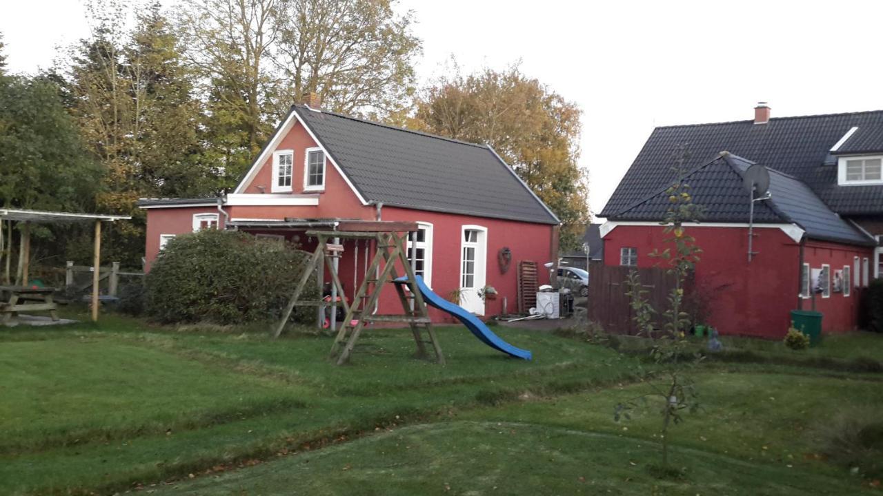 Sommerhaus Esens Exterior photo